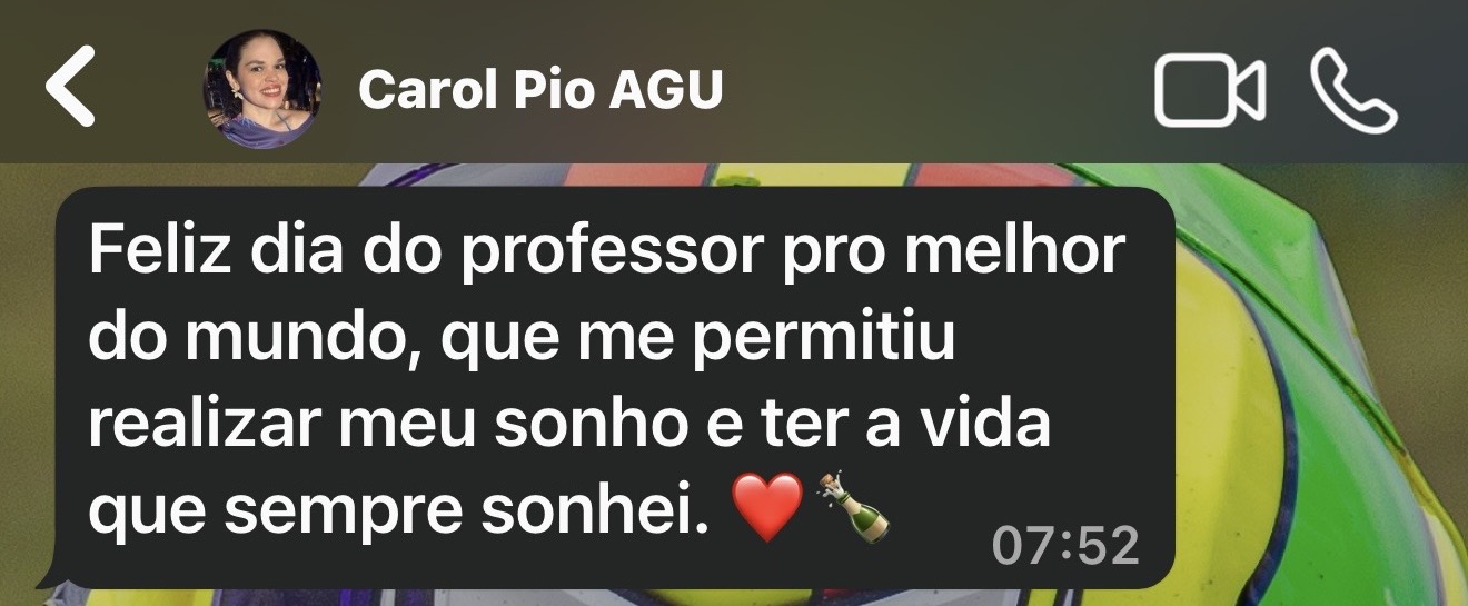 Mensagem da Carol Pio AGU pelo Dia do Professor